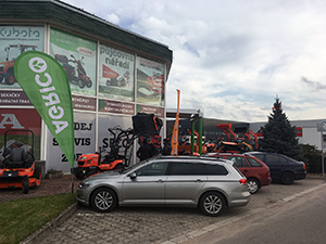 Fotografie Kubota Orange - AGRICO s.r.o.