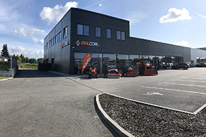 Fotografie Kubota Orange - MALCOM CZ s.r.o.