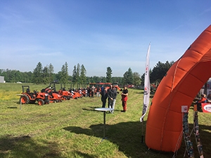 Fotografie Kubota Orange Days MITRENGA a.s.