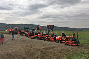 Fotografie Kubota Orange Days Bohatec s.r.o. Vážany