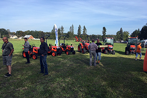 Fotografie Kubota Orange Days Mitrenga a.s., Střítež